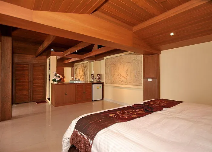 Longtail Suites