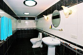 Longtail Apartment Patong